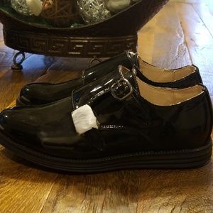 English Laundry Jackson Black Patent Size 6